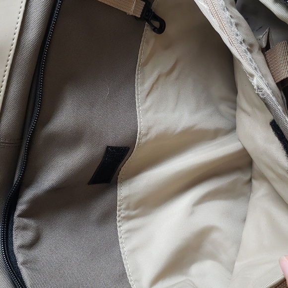 Nike 90s cordura messenger bag tan/cream/black colourway - Picture 11 of 17